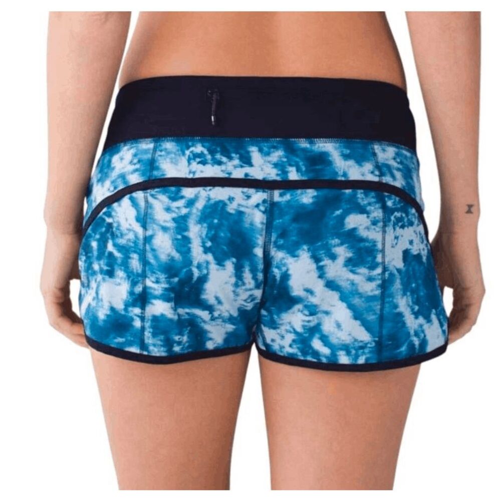 LULULEMON ATHLETICA Speed Short '4-Way Stretch 2.5" Size 4